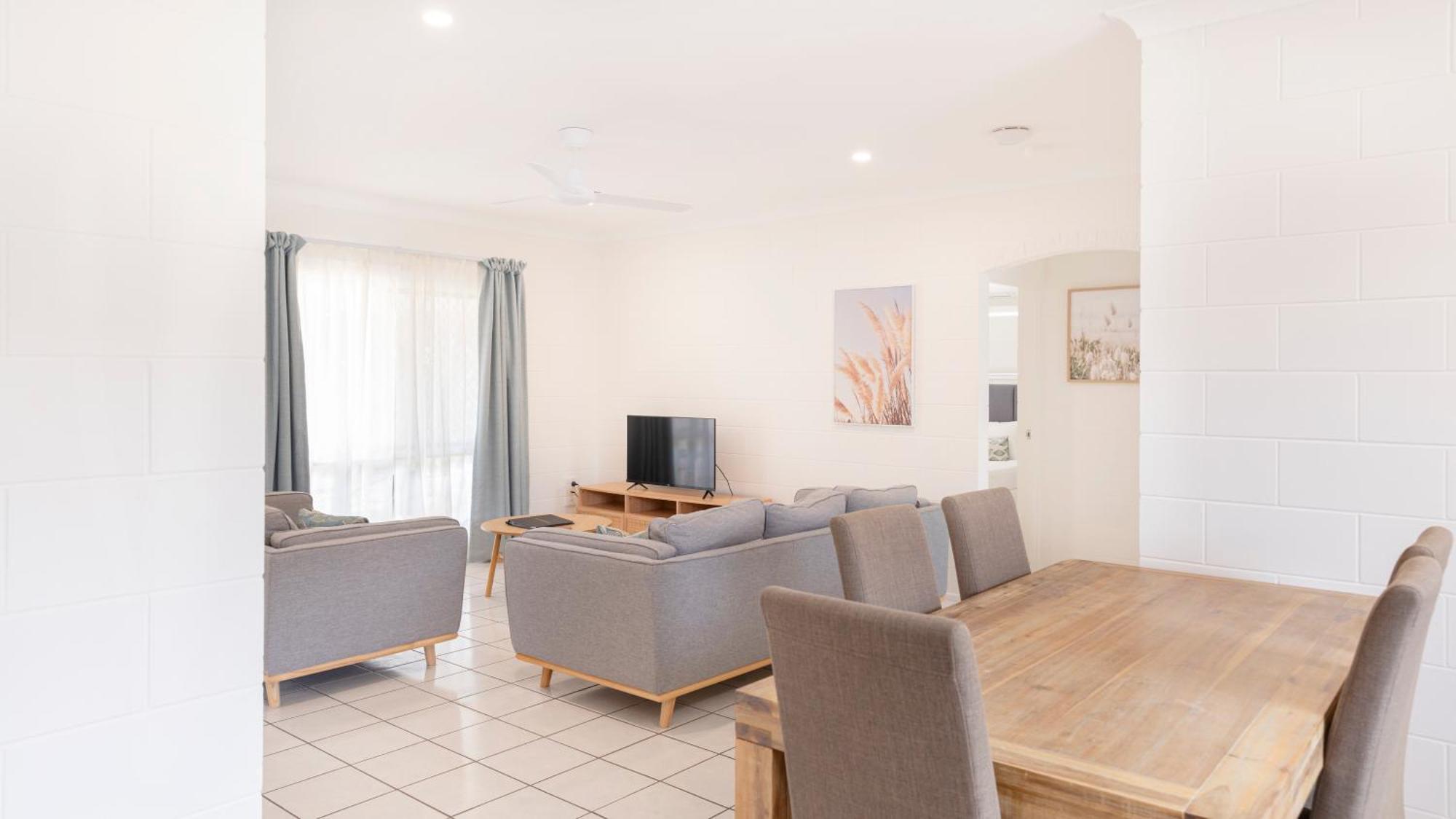 בואוון Palm View Holiday Apartments מראה חיצוני תמונה