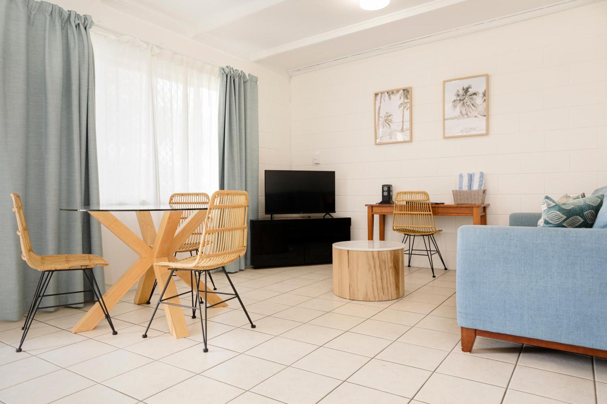 בואוון Palm View Holiday Apartments חדר תמונה