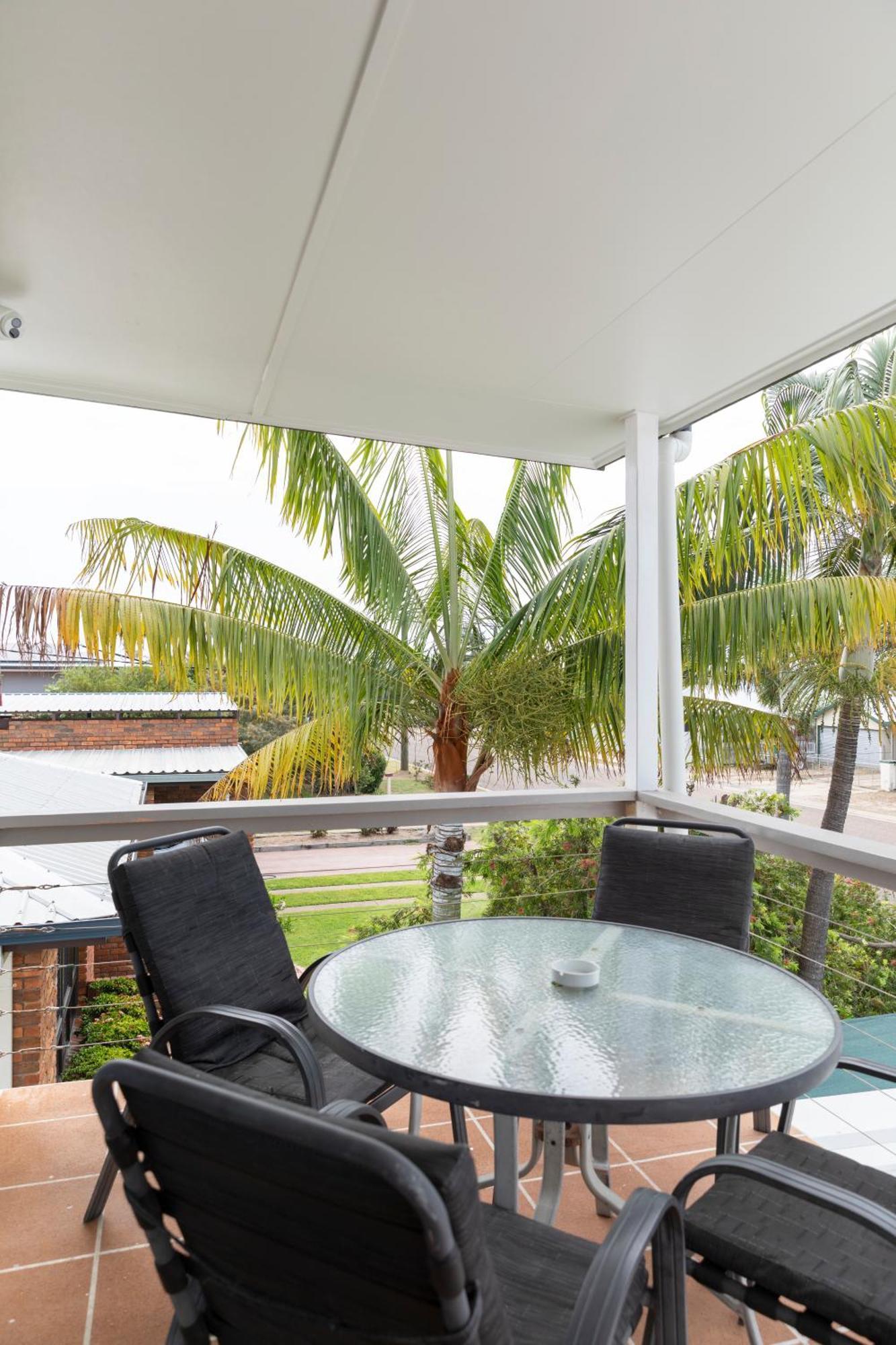 בואוון Palm View Holiday Apartments מראה חיצוני תמונה
