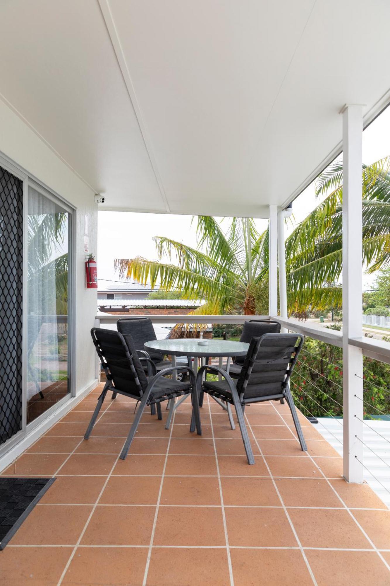 בואוון Palm View Holiday Apartments מראה חיצוני תמונה